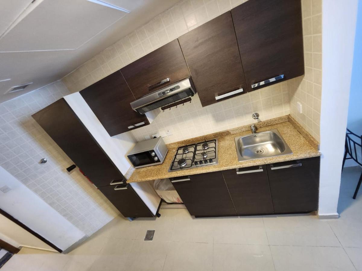 Furnished Studio Apartment Near Business Bay Metro Station Дубай Экстерьер фото